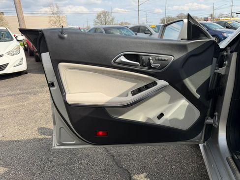 Used 2019 Mercedes-Benz CLA 250 4MATIC image 18