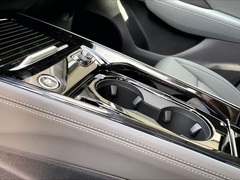 New 2026 Audi Q3 quattro 2.0T AWD/4WD image 7