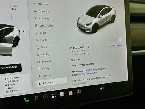 Used 2021 Tesla Model Y Long Range AWD/4WD image 17