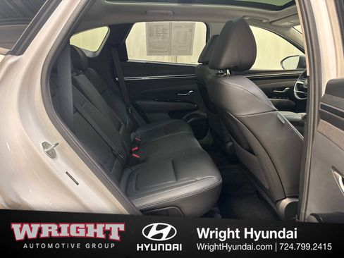 Certified 2022 Hyundai Tucson Limited AWD/4WD image 16