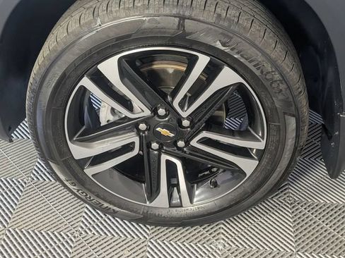 Certified 2025 Chevrolet TrailBlazer LT w/ Convenience Package AWD/4WD image 8