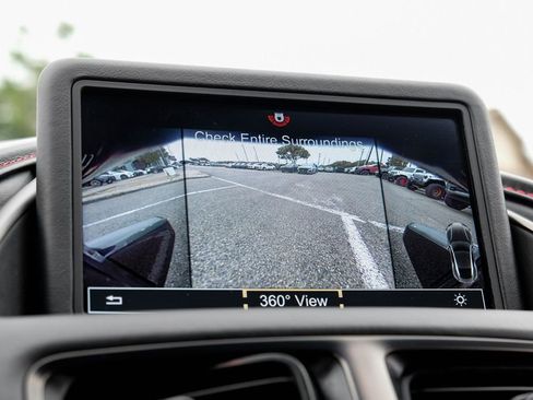 Used 2020 Aston Martin DB11 Coupe RWD image 21