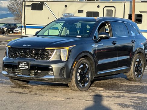 New 2026 Kia Sorento EX AWD/4WD image 9