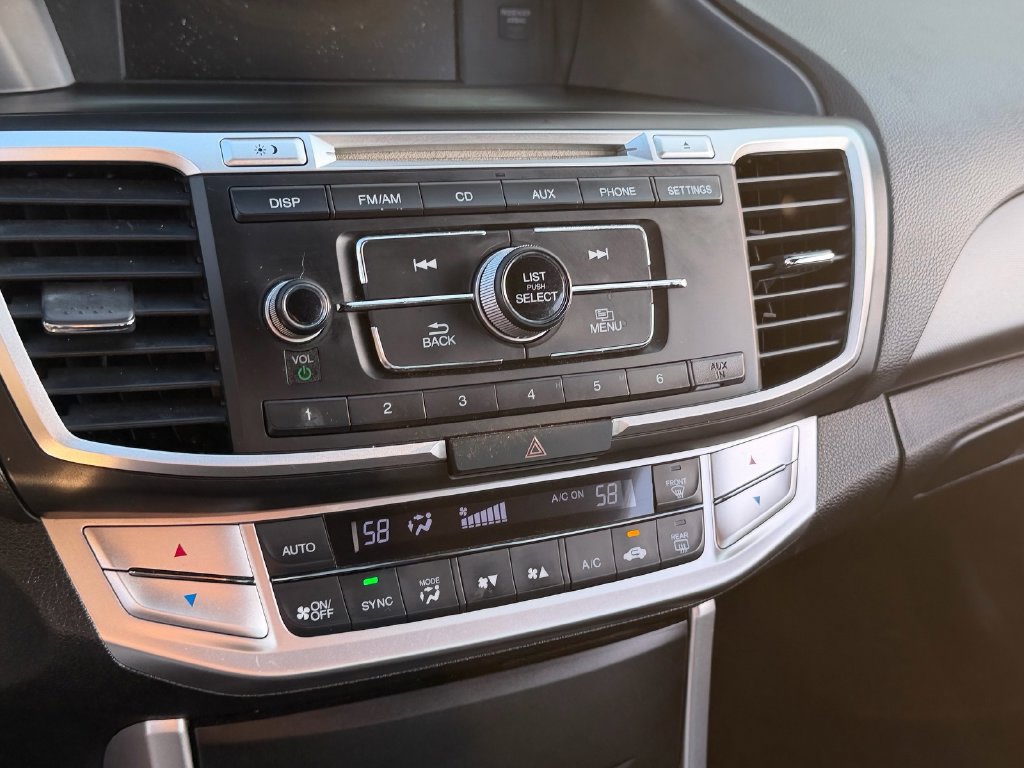 Used 2015 Honda Accord LX image 19