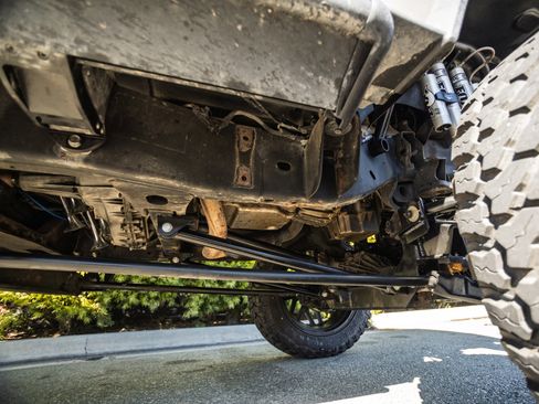 Used 2005 HUMMER H2 SUT w/ Preferred Equipment Group image 32