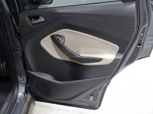 Used 2019 Ford Escape SEL w/ SEL Sport Appearance Package AWD/4WD image 21