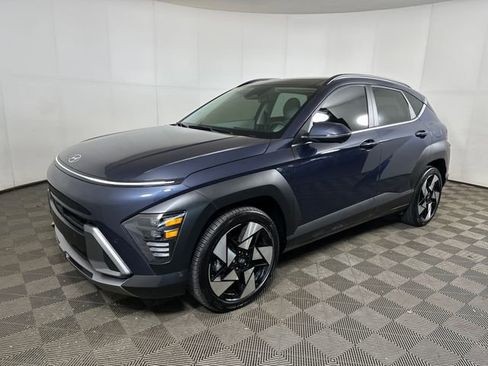 Used 2024 Hyundai Kona Limited FWD image 7