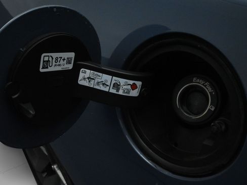 Used 2025 Ford Mustang Coupe RWD image 11