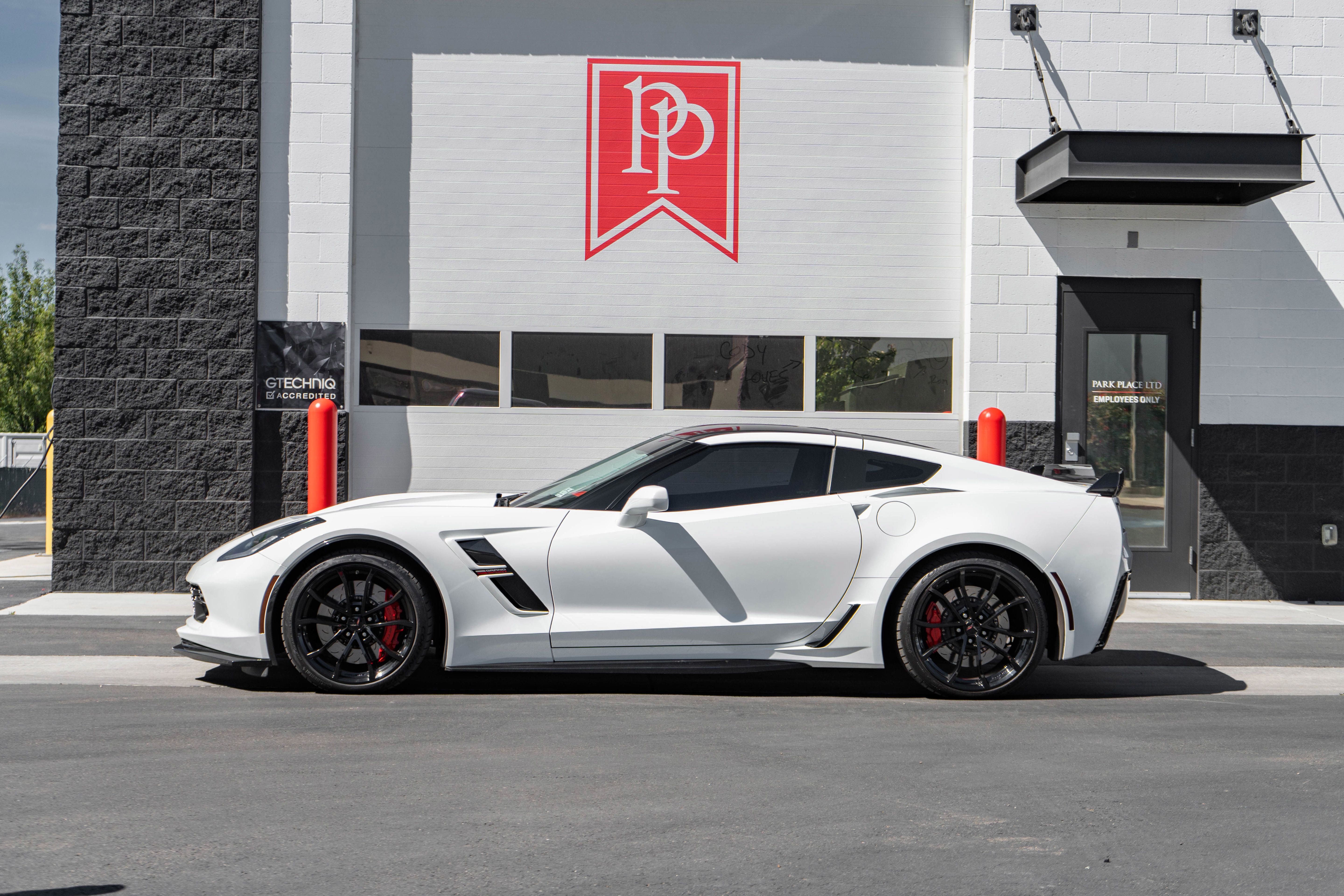 Used 2019 Chevrolet Corvette Grand Sport RWD image 36