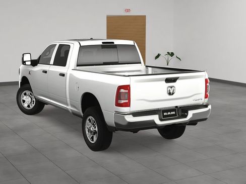 Used 2024 RAM 3500 Tradesman w/ Towing Technology Group image 4