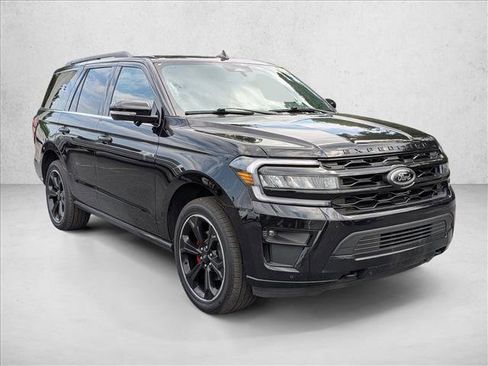 Certified 2023 Ford Expedition Limited AWD/4WD image 4