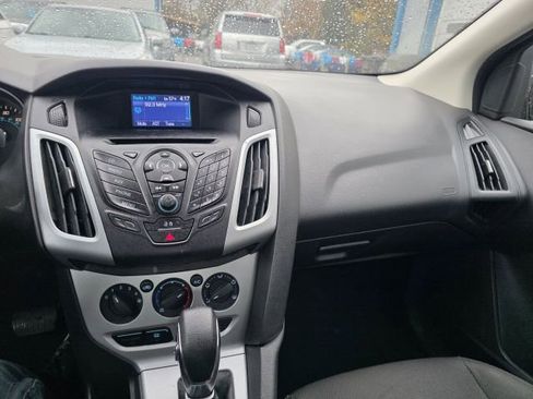 Used 2013 Ford Focus SE w/ Super Fuel Economy (SFE) Pkg image 13