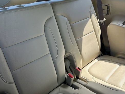 Used 2018 GMC Acadia Denali w/ Technology Package image 5