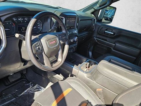 Used 2022 GMC Sierra 2500 AT4 AWD/4WD image 10