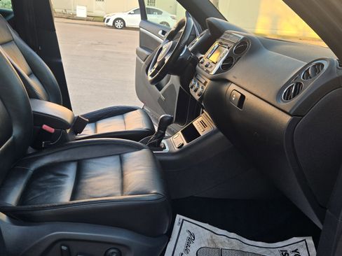 Used 2014 Volkswagen Tiguan R-Line image 25