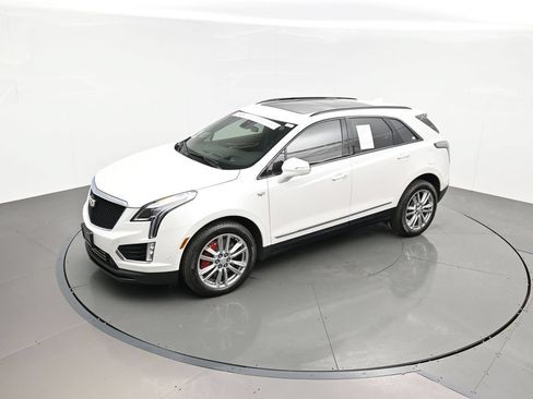 Certified 2024 Cadillac XT5 Sportv w/ Technology Package AWD/4WD image 40