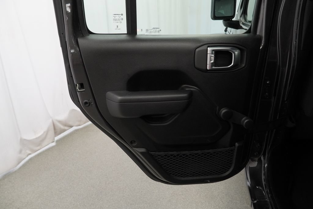 Certified 2024 Jeep Wrangler Unlimited Sport AWD/4WD image 37
