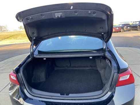 Used 2024 Chevrolet Malibu LT image 25