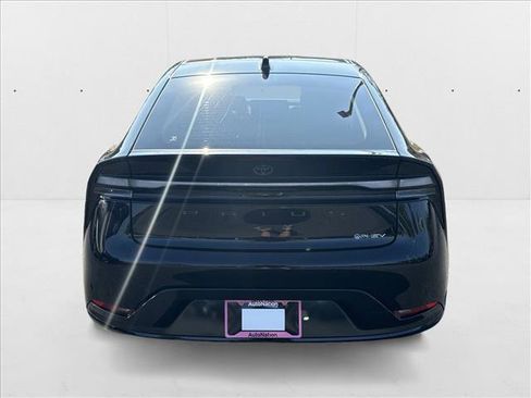 New 2026 Toyota Prius Plug-In Hybrid image 5