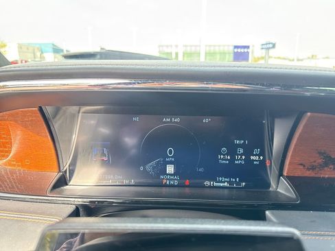 Used 2024 Lincoln Navigator L Black Label image 15