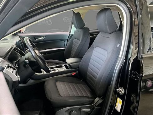 Used 2024 Ford Edge SE w/ Black Appearance Package AWD/4WD image 13