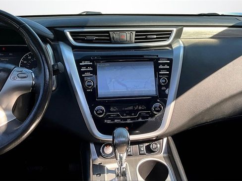 Used 2017 Nissan Murano SL image 9