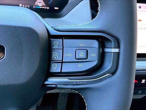 New 2026 Jeep Cherokee Laredo AWD/4WD image 27