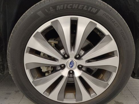 Used 2019 Subaru Ascent Touring w/ Popular Package #3 AWD/4WD image 31