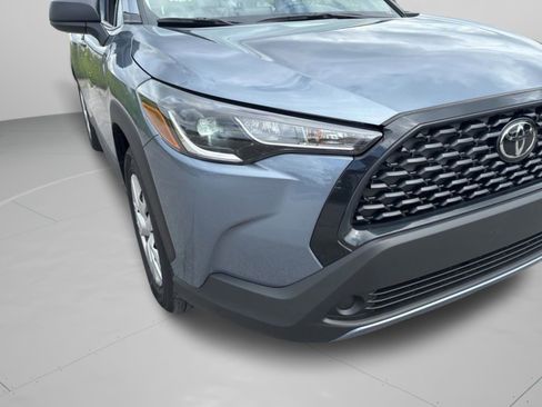Certified 2025 Toyota Corolla Cross L FWD image 33