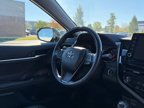 Used 2024 Toyota Camry XSE FWD image 15