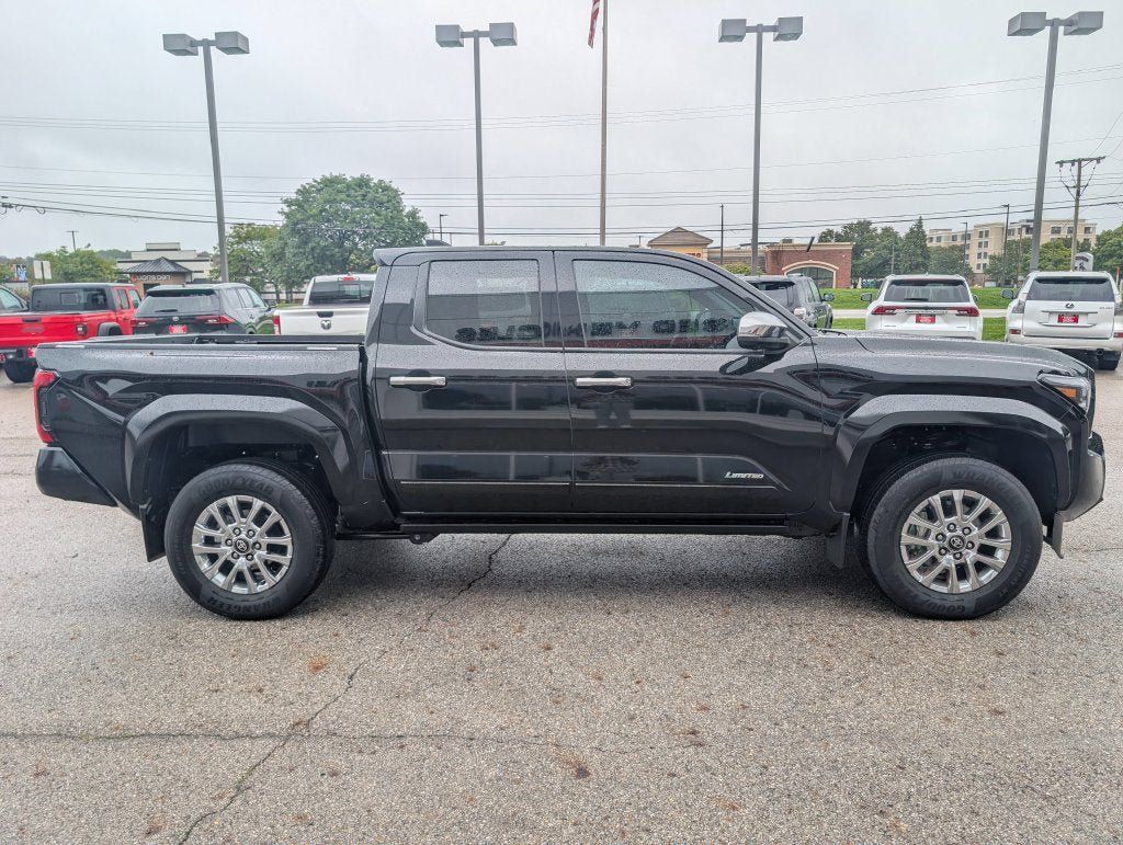 Used 2026 Toyota Tacoma Limited AWD/4WD image 12
