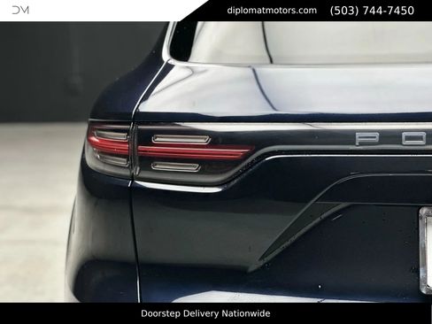 Used 2021 Porsche Cayenne image 14