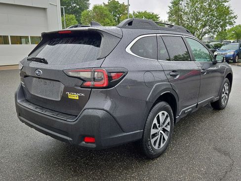 Used 2024 Subaru Outback Premium AWD/4WD image 6