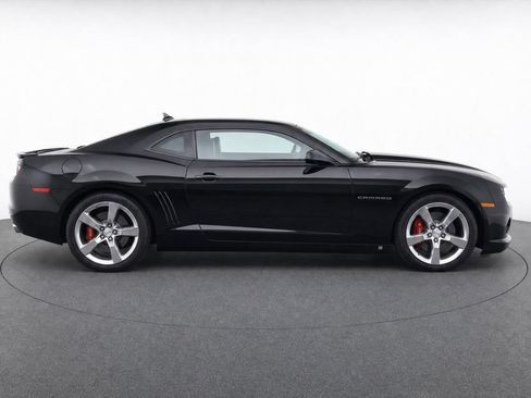 Used 2010 Chevrolet Camaro SS RWD image 9
