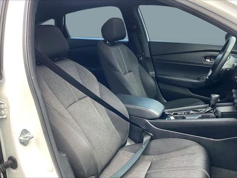 Used 2023 Honda Accord Sport image 8