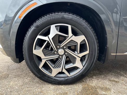 Used 2022 Hyundai Palisade Calligraphy image 4