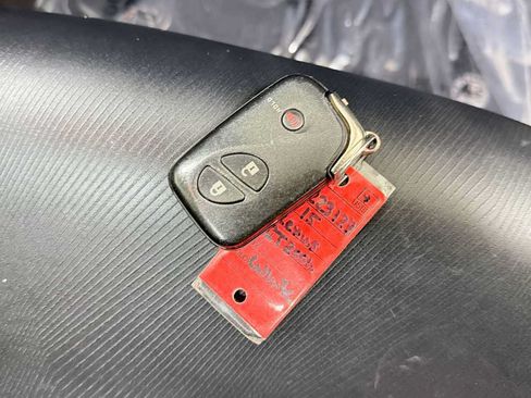 Used 2015 Lexus CT 200h FWD image 30