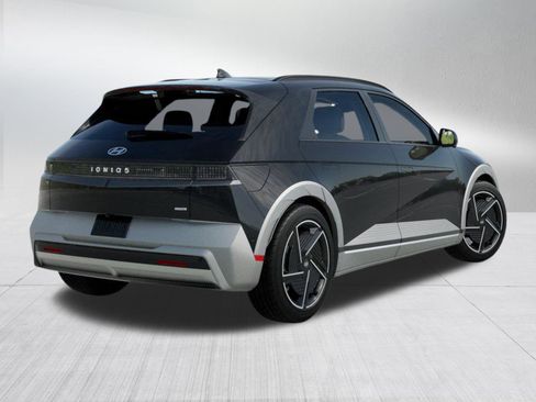 New 2026 Hyundai Ioniq 5 Limited image 4