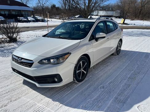 Used 2023 Subaru Impreza Premium image 4