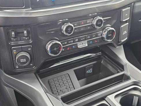 New 2026 Ford F250 Lariat w/ Black Appearance Package AWD/4WD image 20
