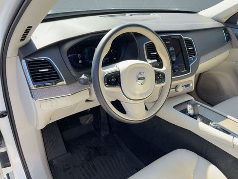 Certified 2023 Volvo XC90 B6 Plus w/ Protection Package image 4