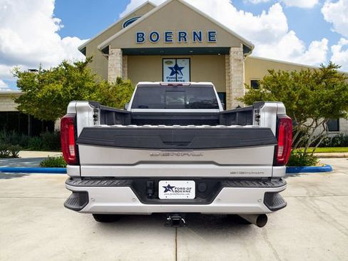 Used 2023 GMC Sierra 3500 Denali w/ Technology Package image 5