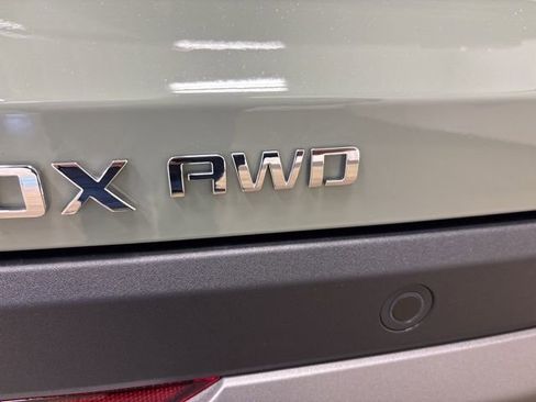 New 2026 Chevrolet Equinox LT w/ Convenience Package II image 12