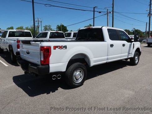 Used 2019 Ford F250 XL w/ Power Equipment Group image 5