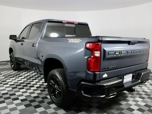 Used 2022 Chevrolet Silverado 1500 LT Trail Boss w/ Convenience Package II image 6