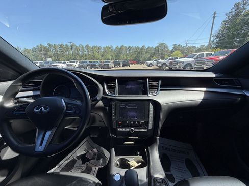 Used 2021 INFINITI QX50 Luxe w/ Appearance Package FWD image 7