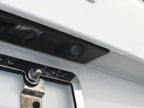 Used 2020 Volvo XC90 T5 Momentum w/ Protection Package Premier image 37