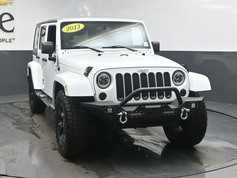 Used 2013 Jeep Wrangler Unlimited Sahara w/ Dual Top Group AWD/4WD image 50