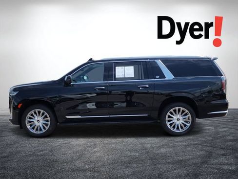 Used 2022 Cadillac Escalade ESV Premium Luxury AWD/4WD image 7
