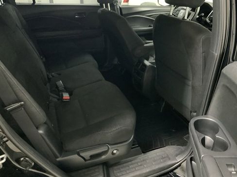 Used 2022 Honda Pilot Sport image 17